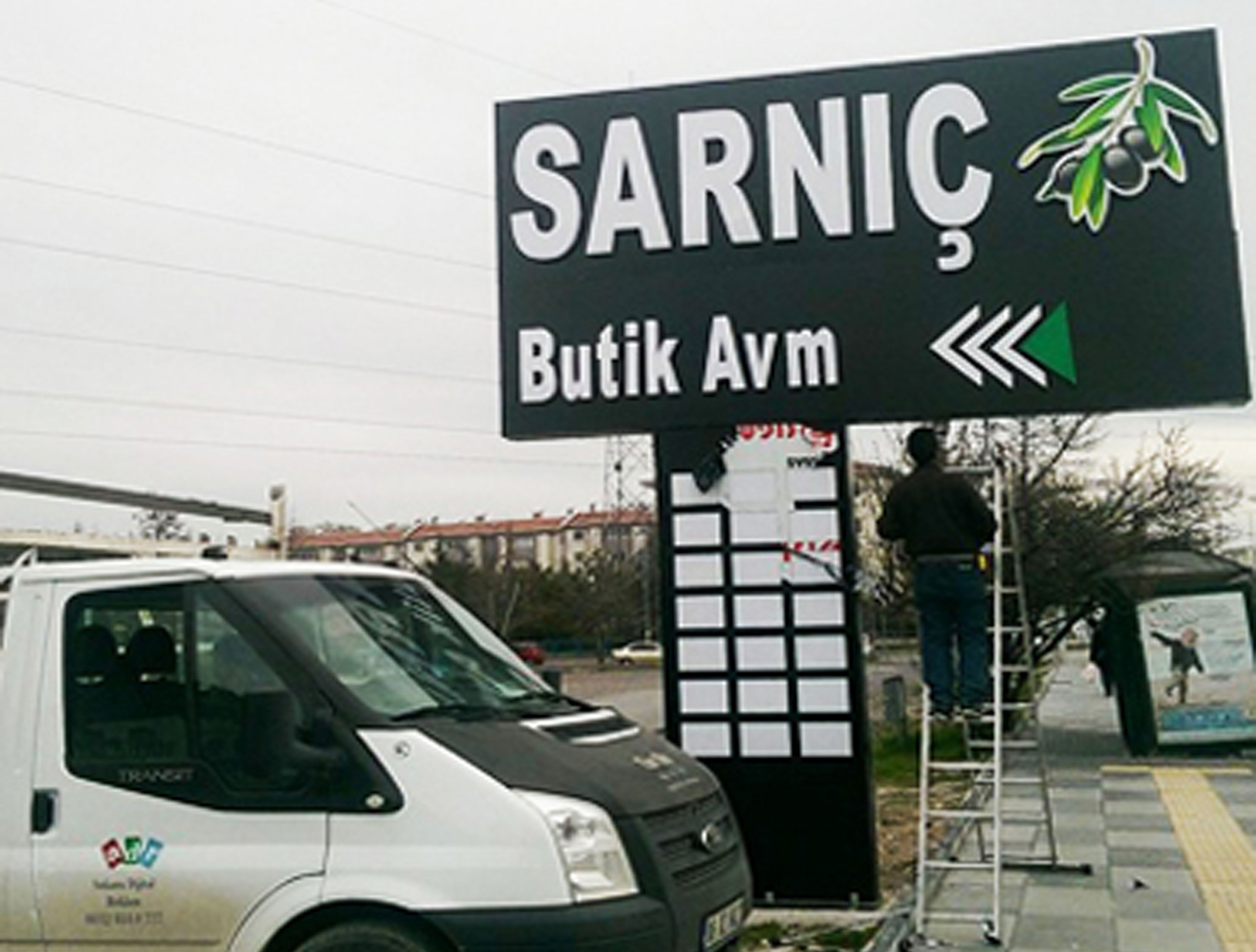 AVM Totem Tabela pleksi kutu harf