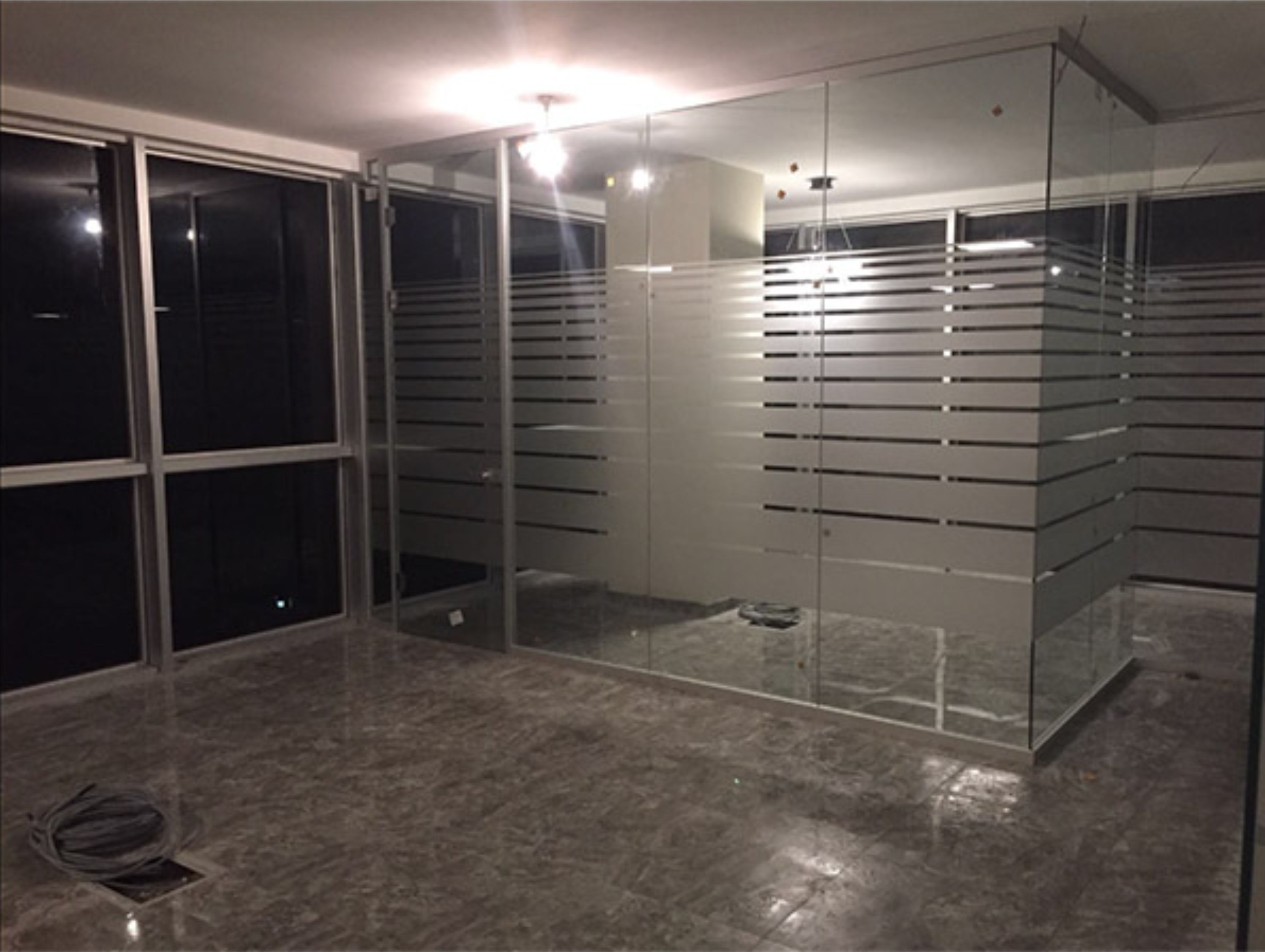 OFİSS İCİ GRİ FOLYO